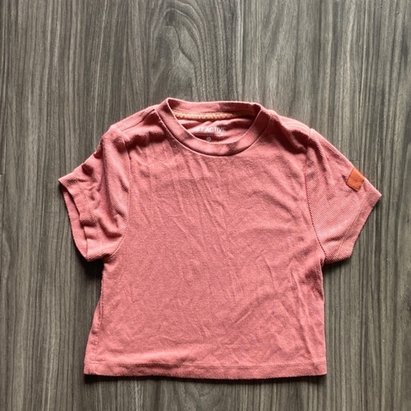 SET ACTIVE WOMENS FORM CROP TEE XS PINK WORKOUT TOP - Picture 4 of 7